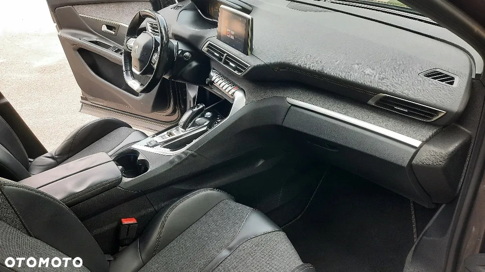Peugeot 3008 1.5 BlueHDi Allure S&S EAT8 - 15