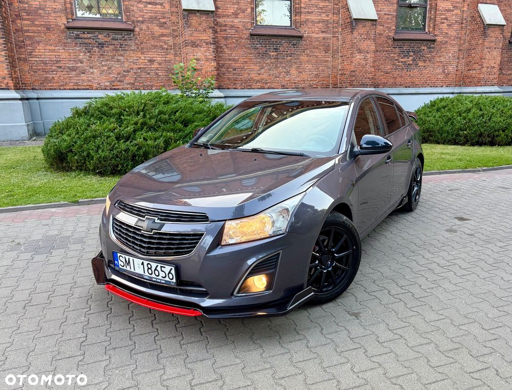 Chevrolet Cruze 1.8 LTZ - 12