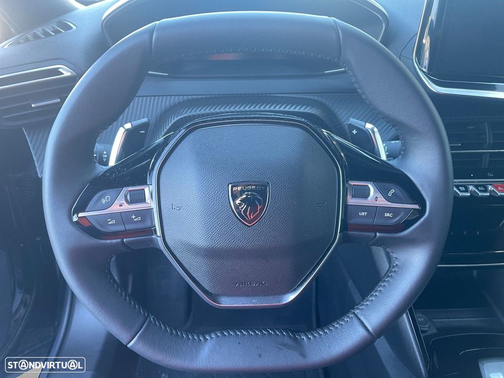 Peugeot 2008 - 12