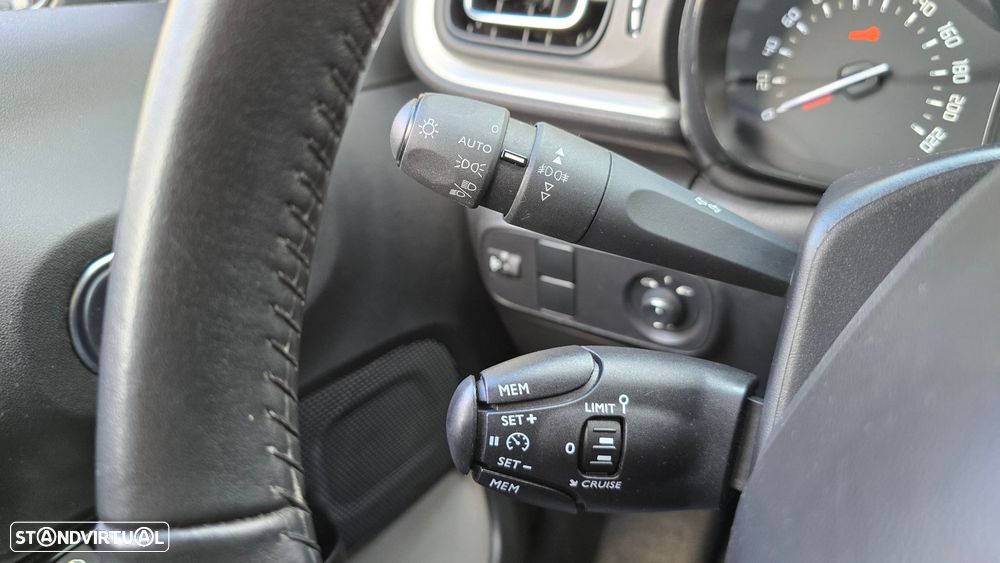 Citroën C3 1.2 PureTech Shine - 14