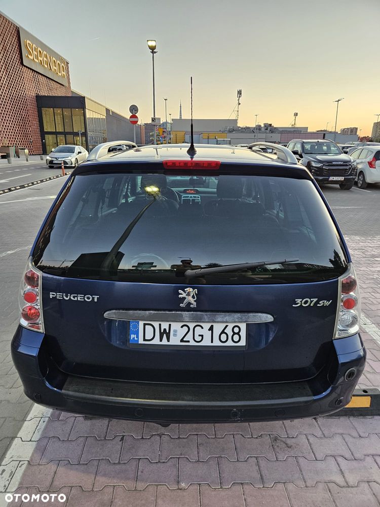 Peugeot 307 2.0 - 12