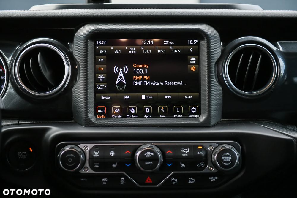 Jeep Wrangler - 29