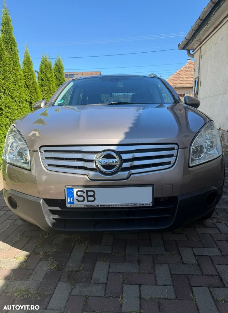 Nissan Qashqai+2 - 1