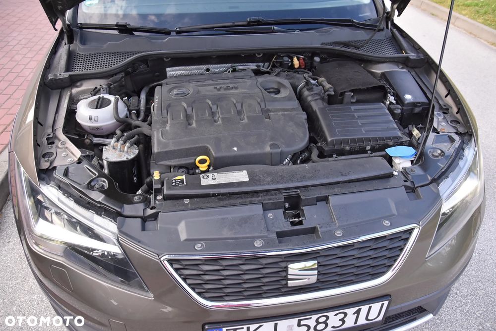 Seat Leon 2.0 TDI DPF Start&Stop DSG XCELLENCE - 38