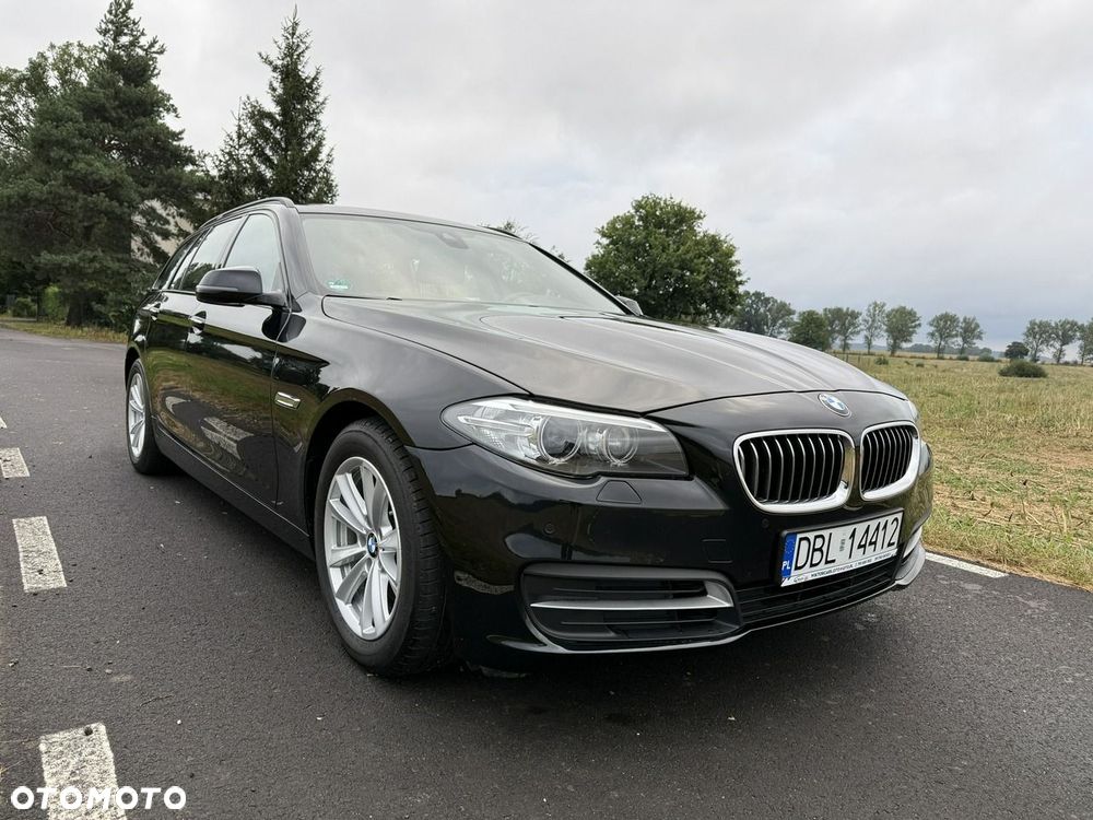 BMW Seria 5 530d Sport-Aut - 2