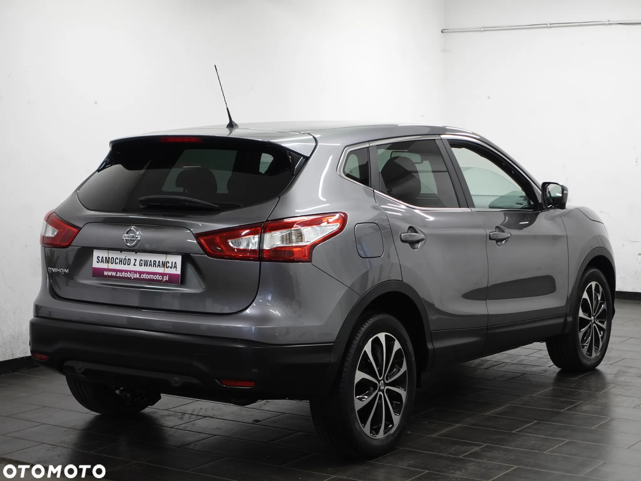 Nissan Qashqai 1.6 DCi N-Connecta Xtronic EU6 - 8