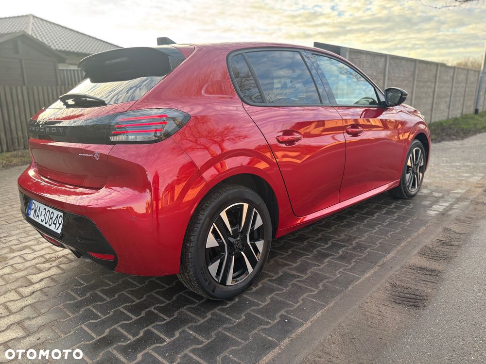 Peugeot 208 1.2 PureTech Allure S&S - 8