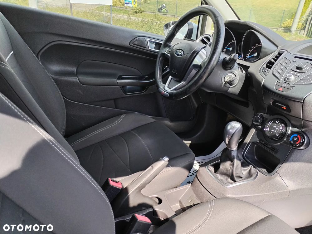 Ford Fiesta - 17