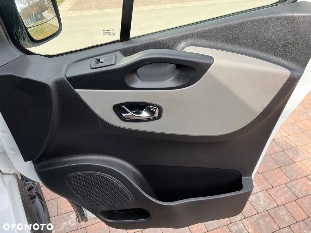 Renault TRAFIC - 13