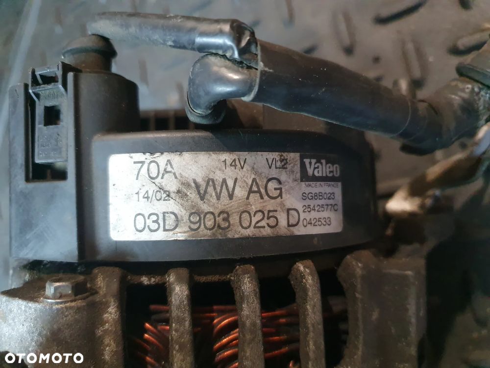 ALTERNATOR VW AUDI SEAT SKODA 03D903025D MA SPRZEGIEŁKO  SPRZĘGIEŁKIEM - 2