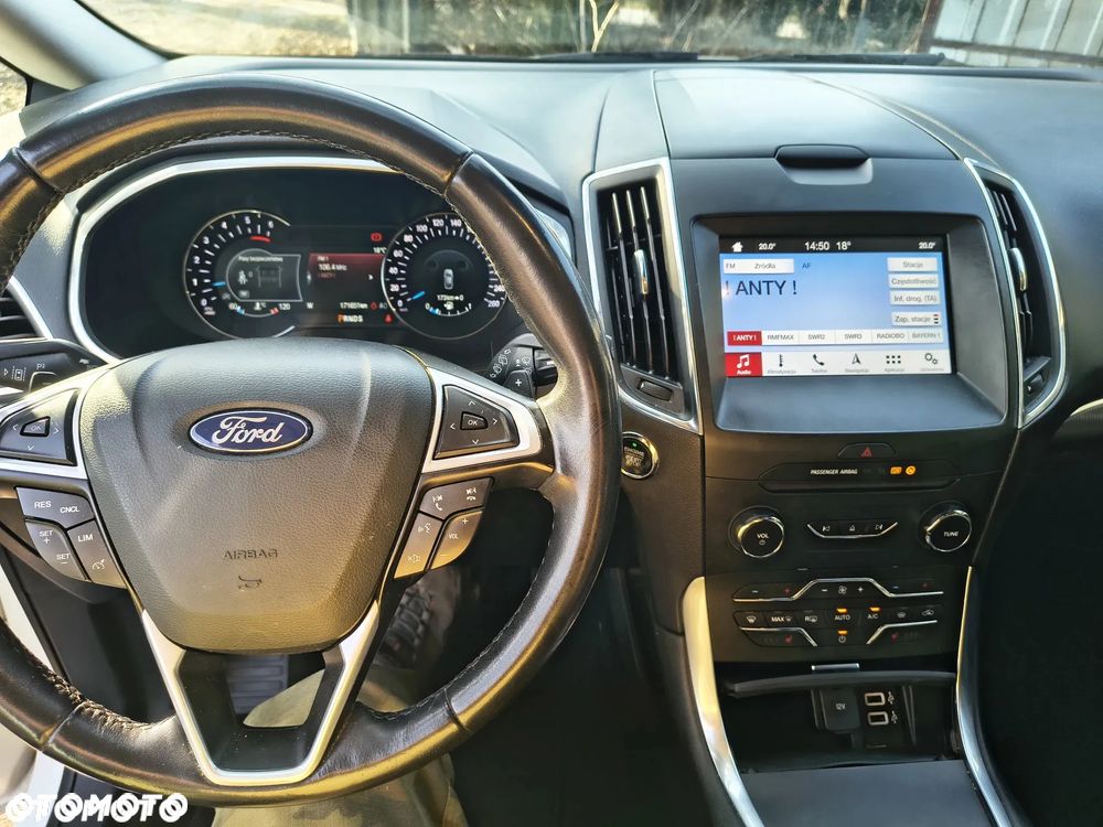 Ford S-Max ver-2-0-ecoblue-titanium - 14