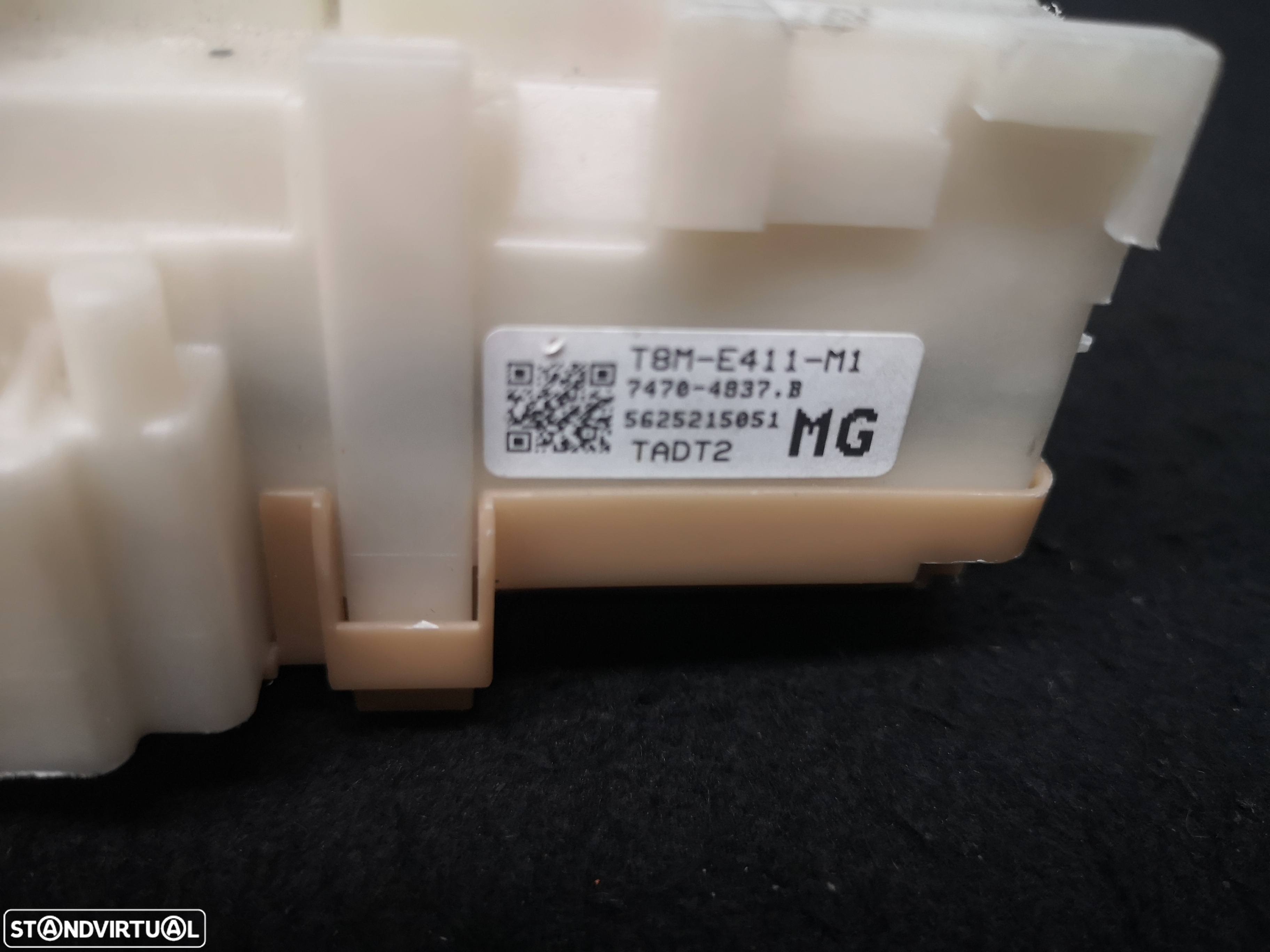Caixa de FUSIVEIS  Originais Honda hrv 2016+ - 4