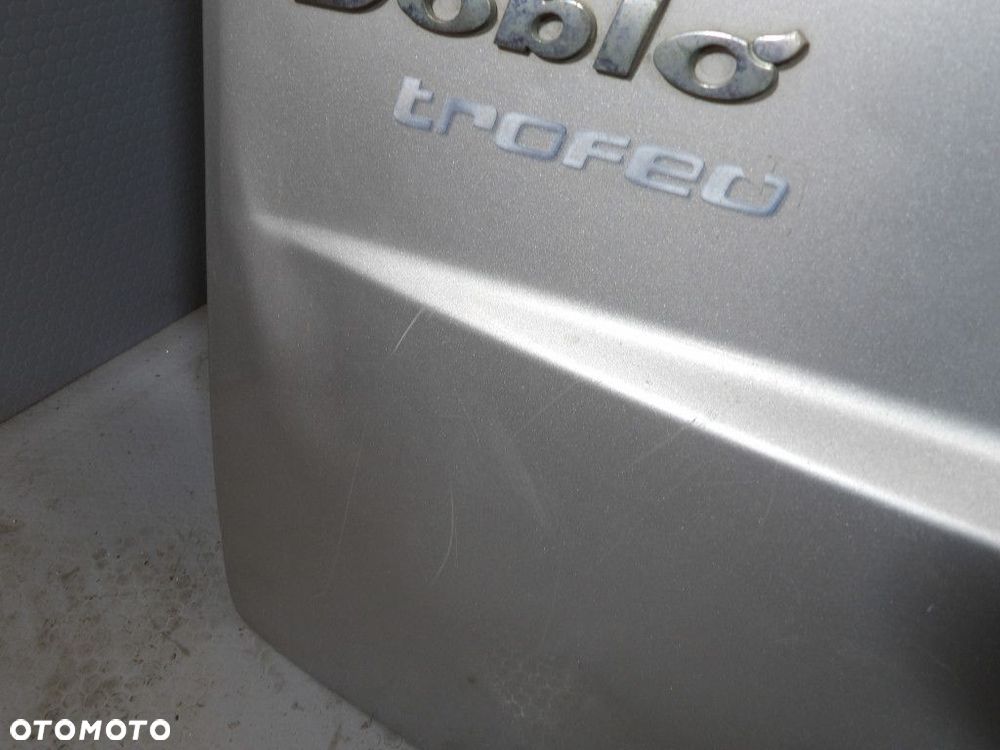 FIAT DOBLO TYLNA KLAPA - 6