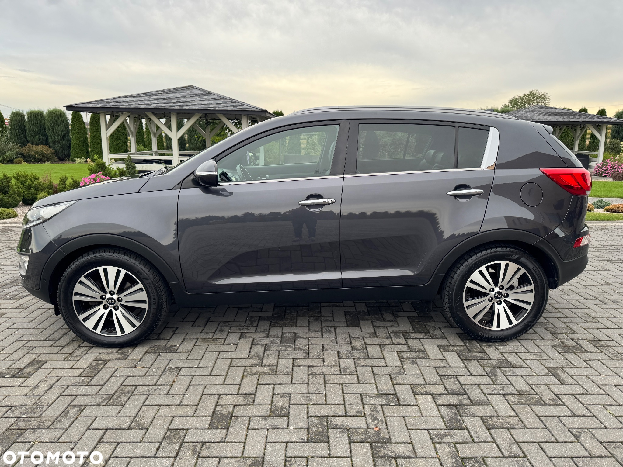 Kia Sportage 1.7 CRDI 2WD Dream-Team Edition - 2