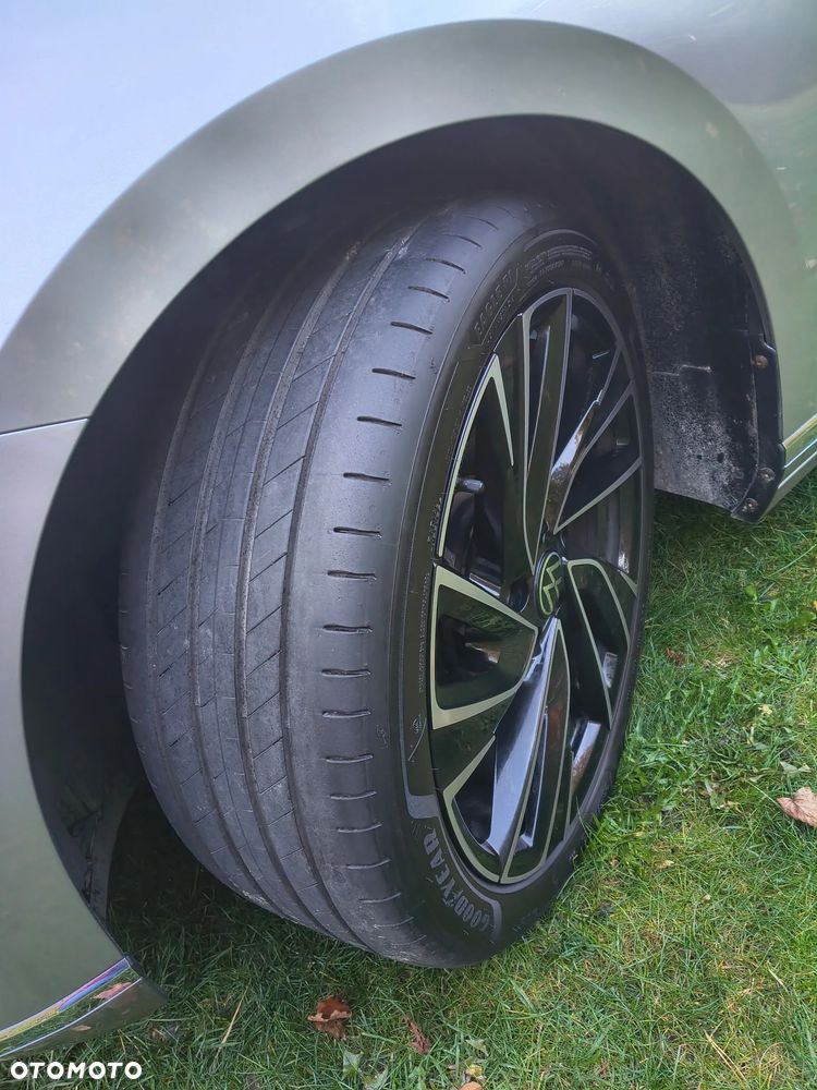 Volkswagen Passat - 30