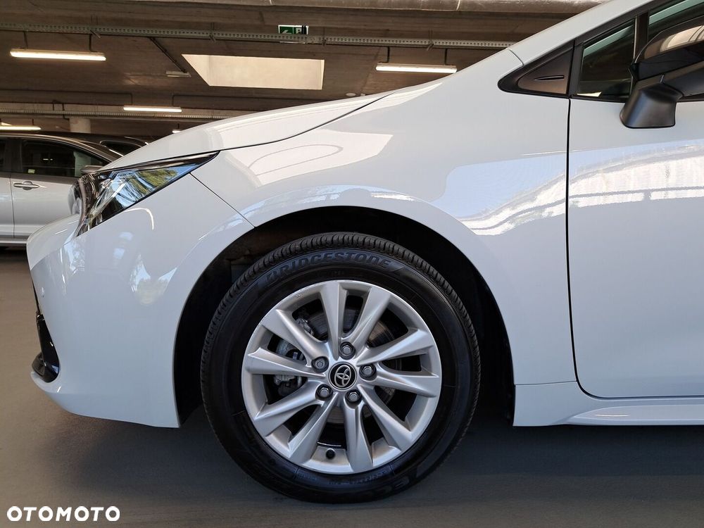 Toyota Corolla 1.8 Hybrid Comfort - 37