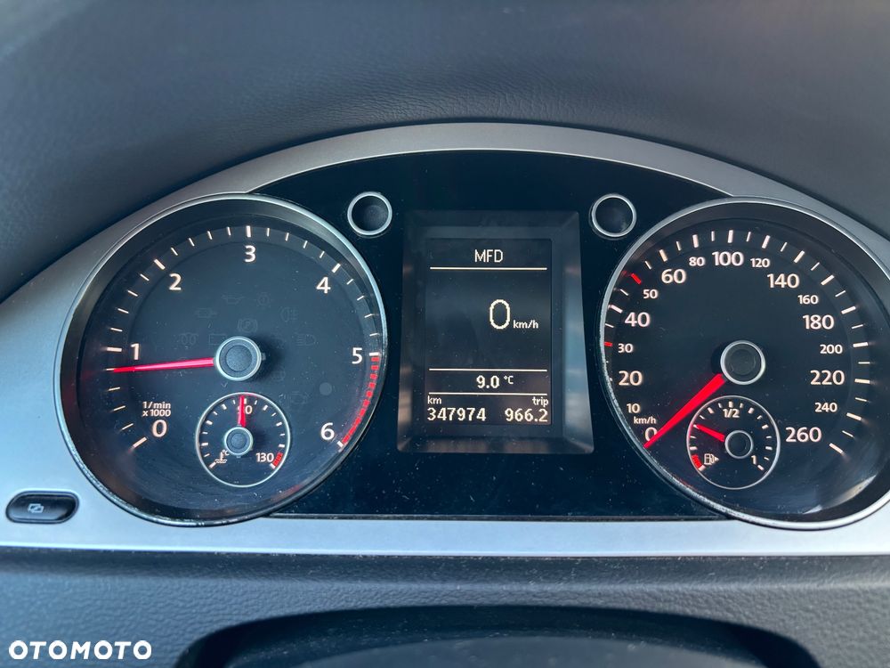 Volkswagen Passat 2.0 TDI Trendline - 10