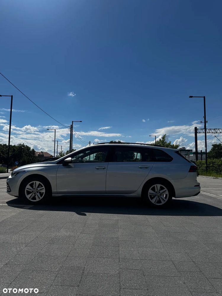 Volkswagen Golf 1.0 eTSI Life DSG - 4