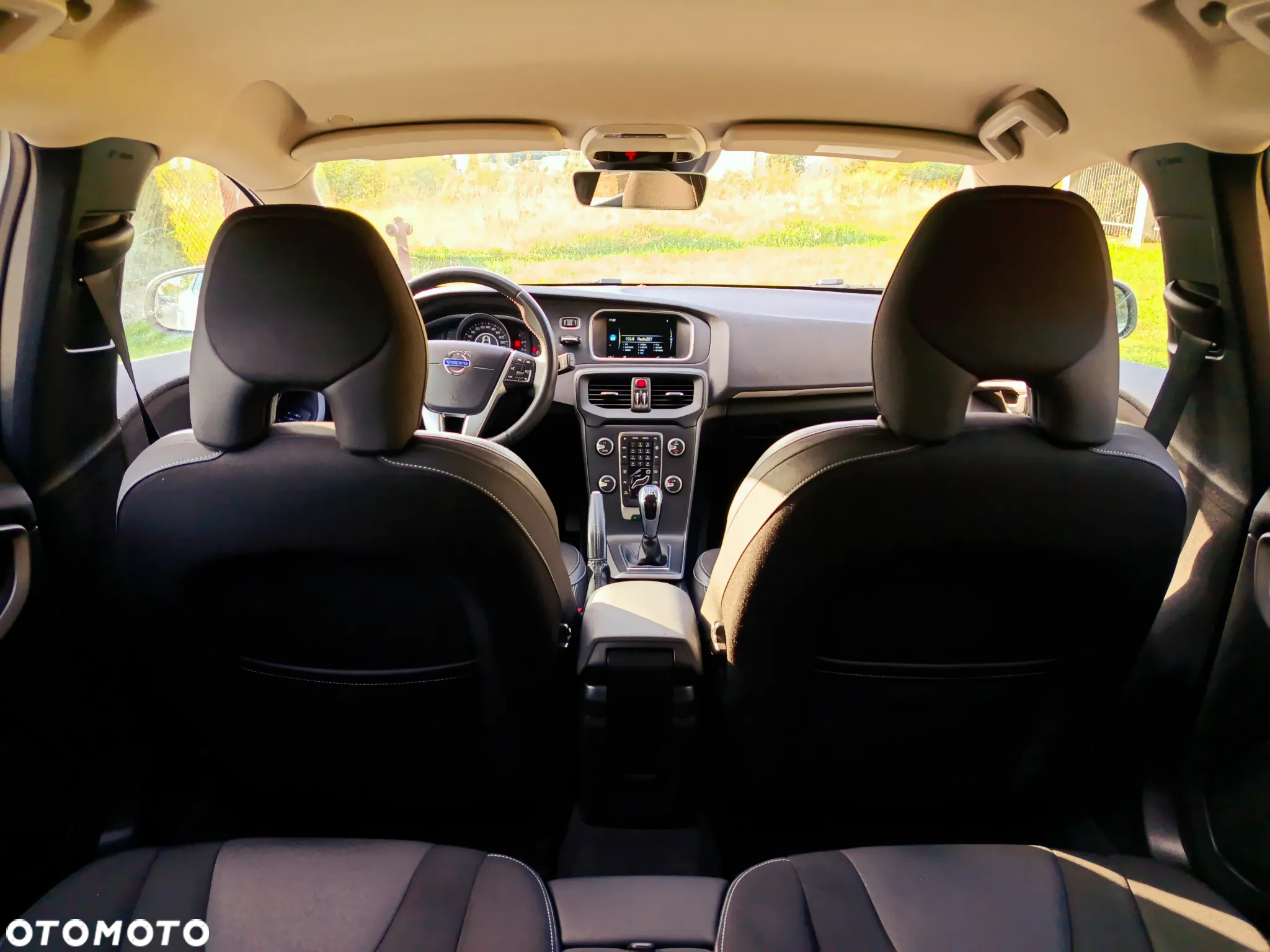 Volvo V40 D2 Momentum - 12