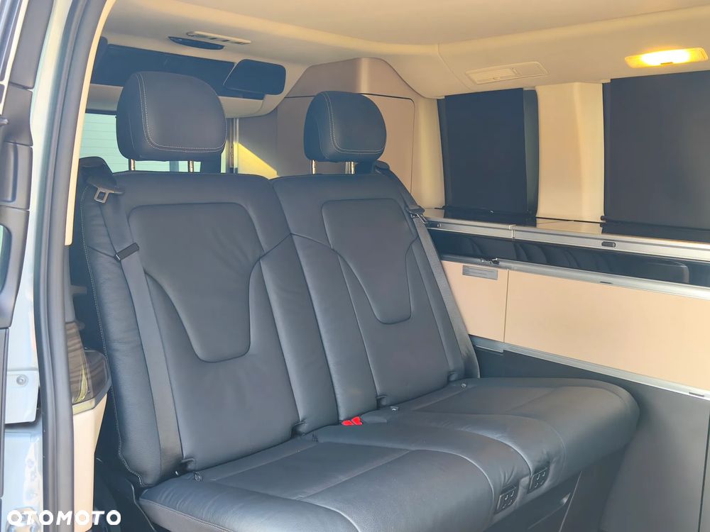 Mercedes-Benz Klasa V - 19