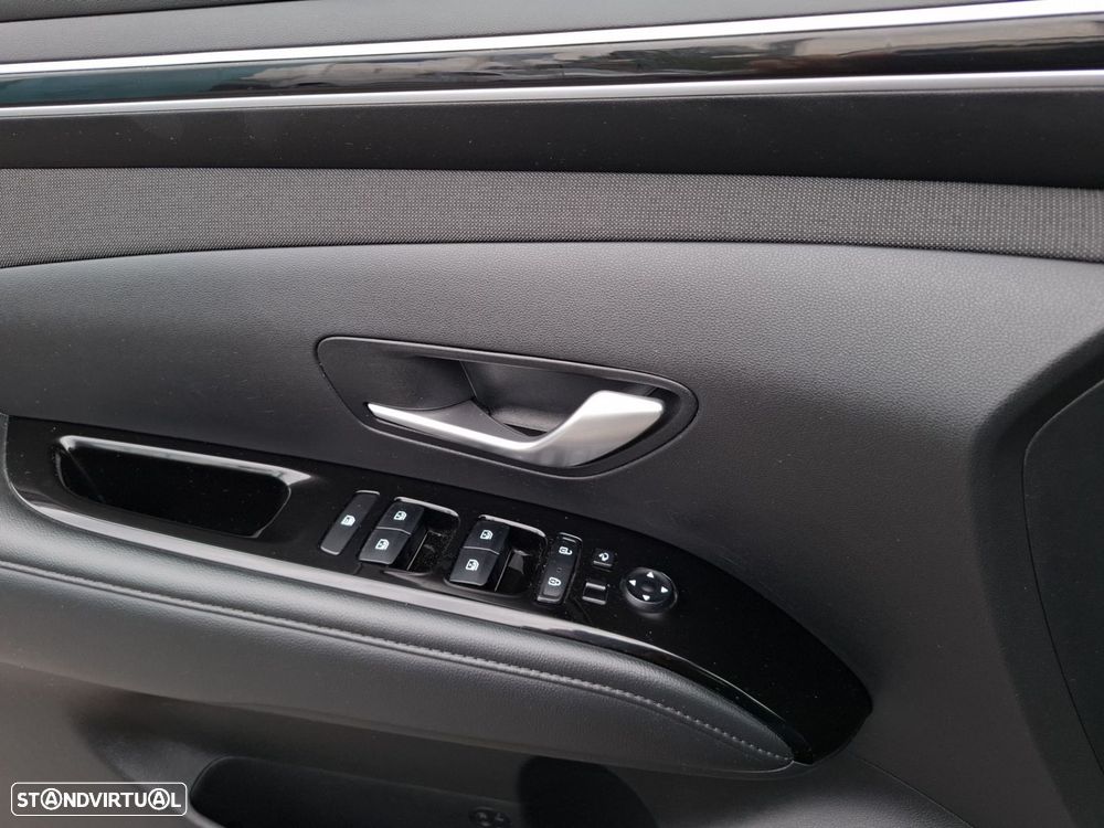 Hyundai Tucson 1.6 CRDi Vanguard DCT - 23