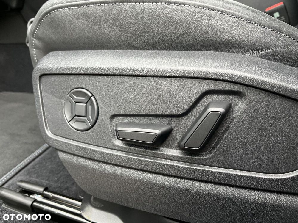 Audi Q5 Sportback - 17