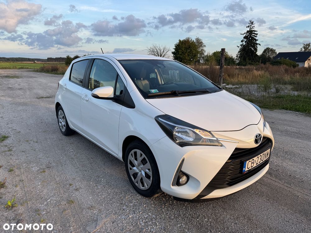 Toyota Yaris 1.0 Premium - 8