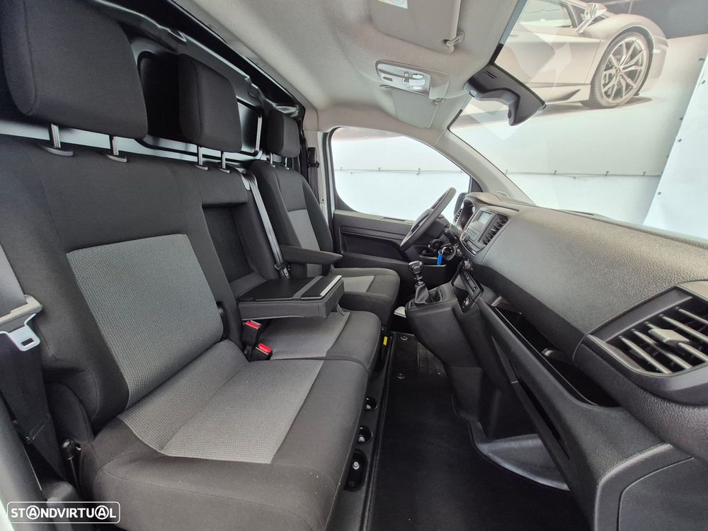 Opel Vivaro 1.5 CDTi L3H1 Essentia Inc - 21
