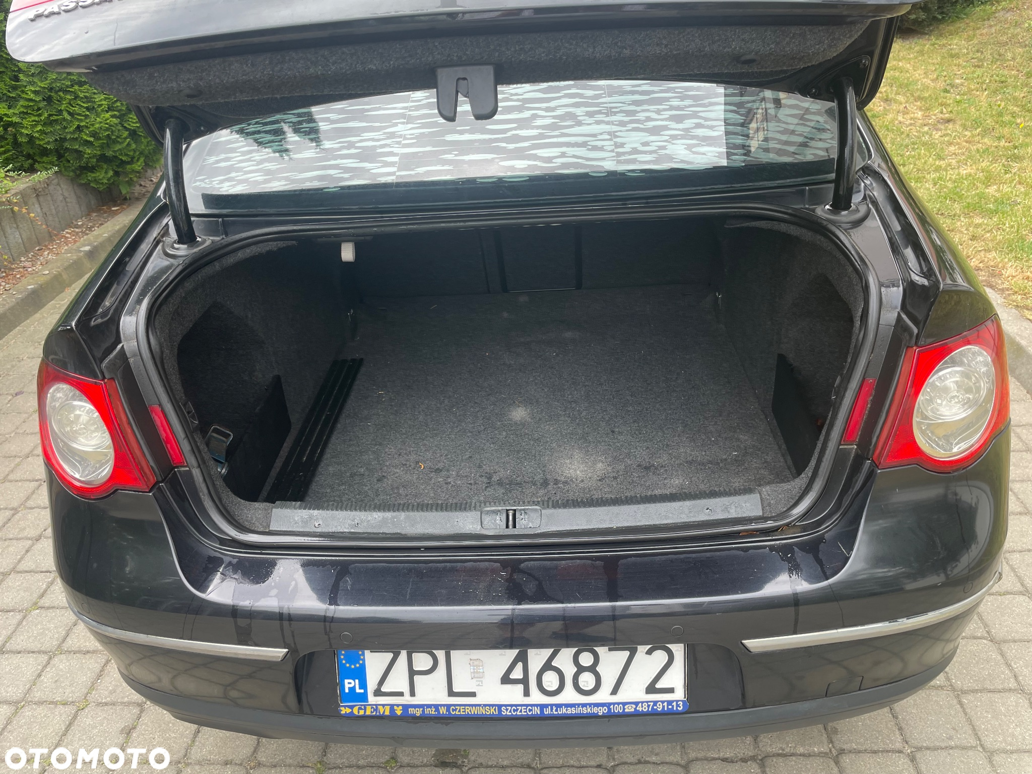 Volkswagen Passat - 8