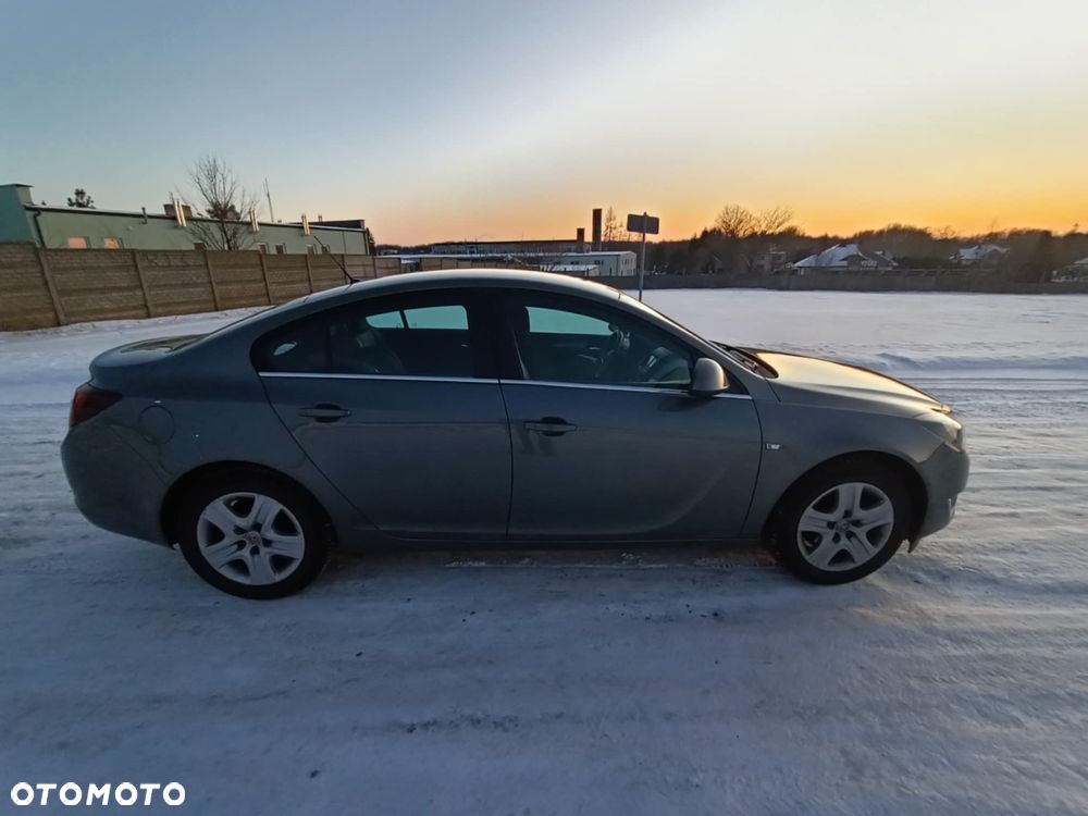 Opel Insignia - 2