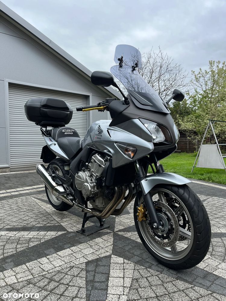 Honda CBF - 3