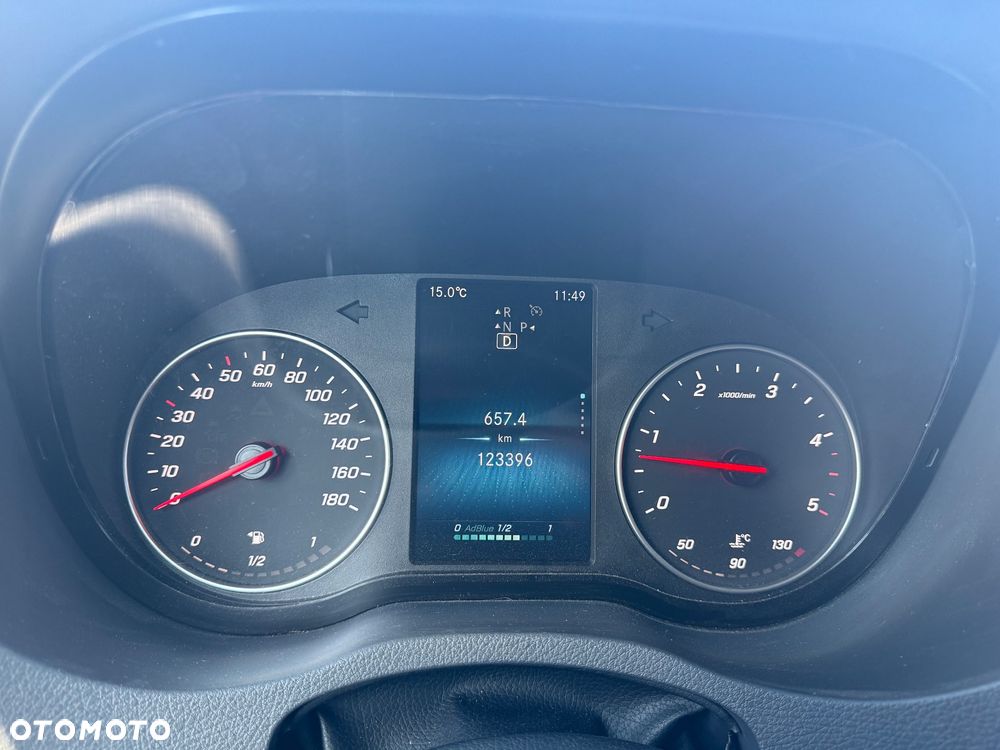 Mercedes-Benz Sprinter 319 CDI 907.233 - 10