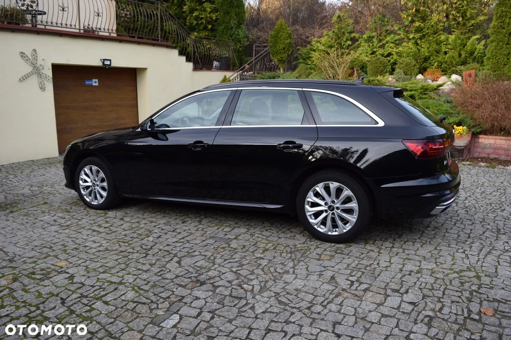 Audi A4 Avant - 4