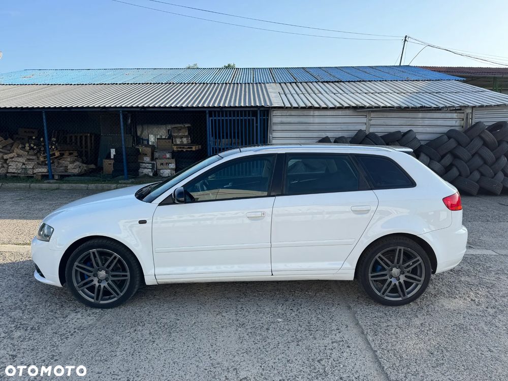 Audi A3 Sportback 2.0 TDI DPF Attraction - 2