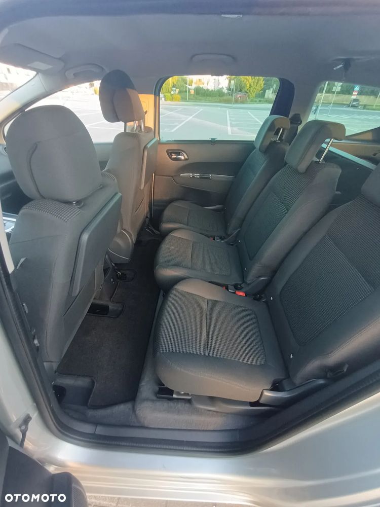 Peugeot 5008 BlueHDI 120 EAT6 Stop & Start Active - 11