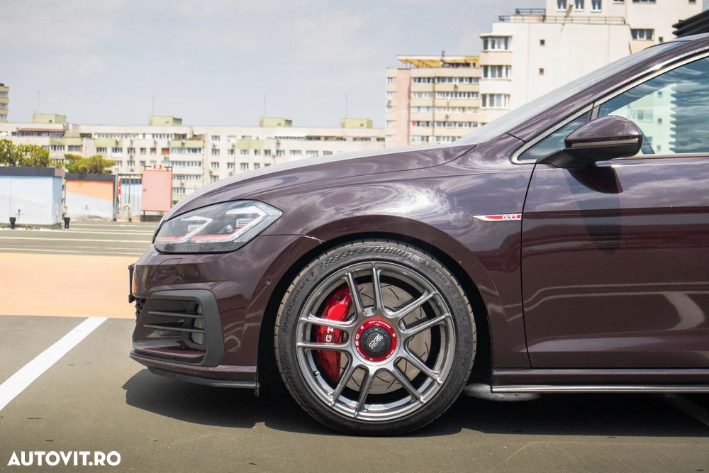 Volkswagen Golf GTI (BlueMotion Technology) DSG Performance - 14