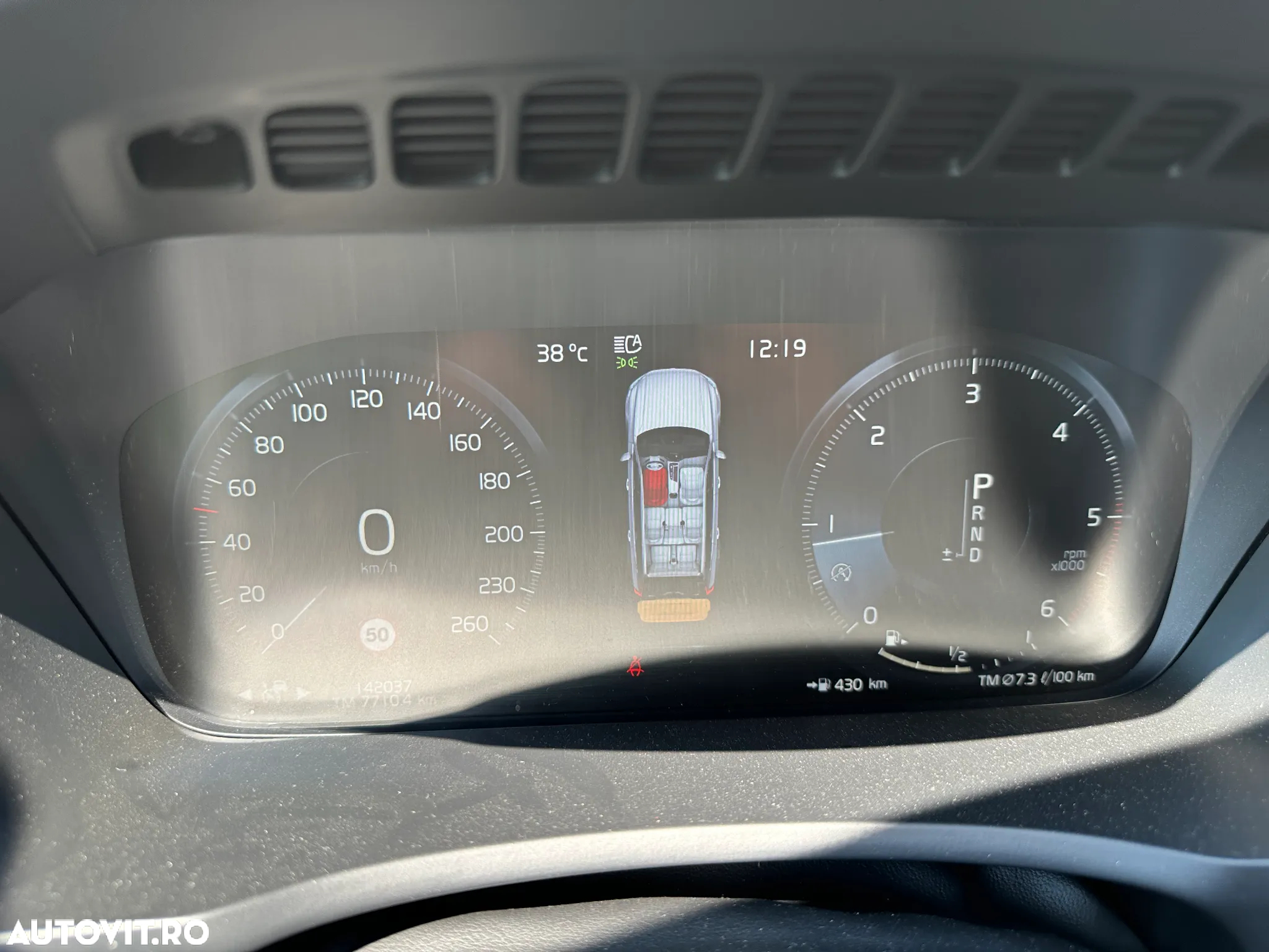 Volvo XC 90 D5 AWD Geartronic Momentum - 11