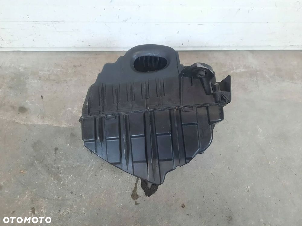 OBUDOWA FILTRA POWIETRZA RENAULT MEGANE III SCENIC III 1.5 DCI 8200947663 - 1