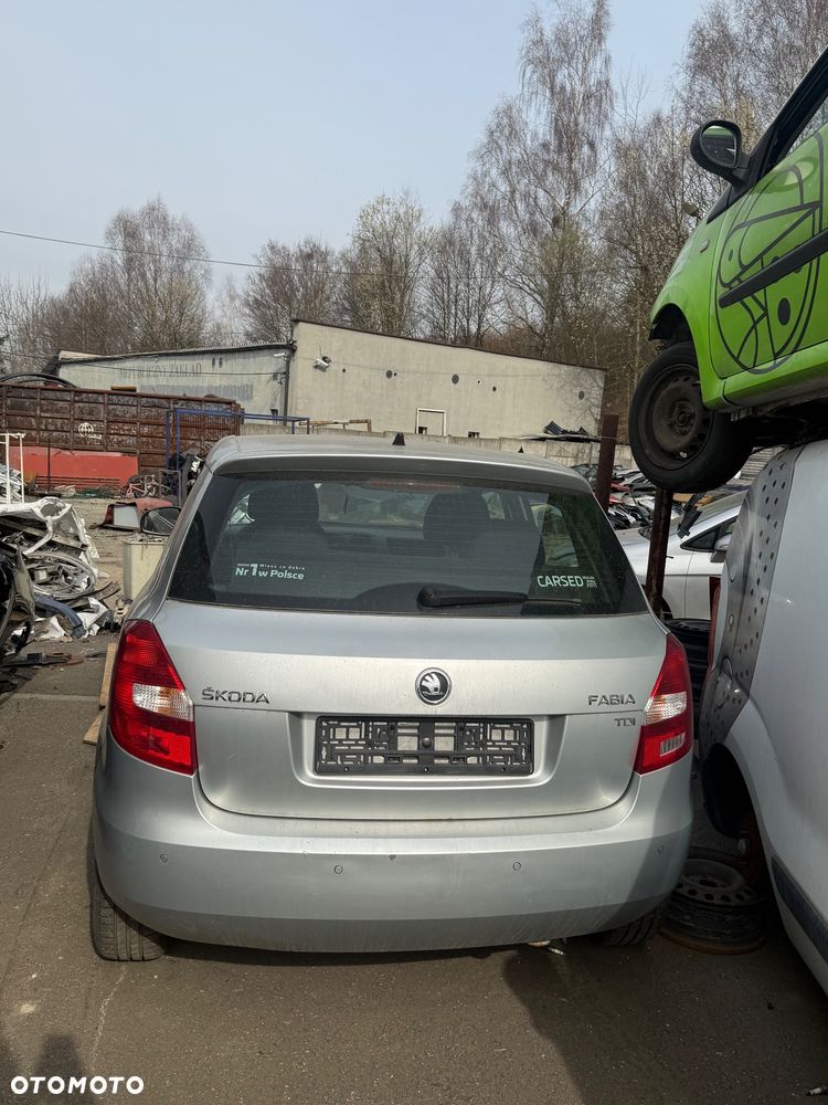 Skoda Fabia II 2 na części - 3