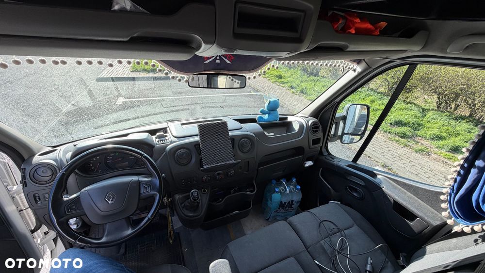 Renault Master III - 27