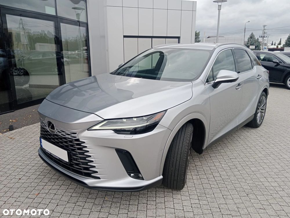 Lexus RX 450h+ Omotenashi - 2
