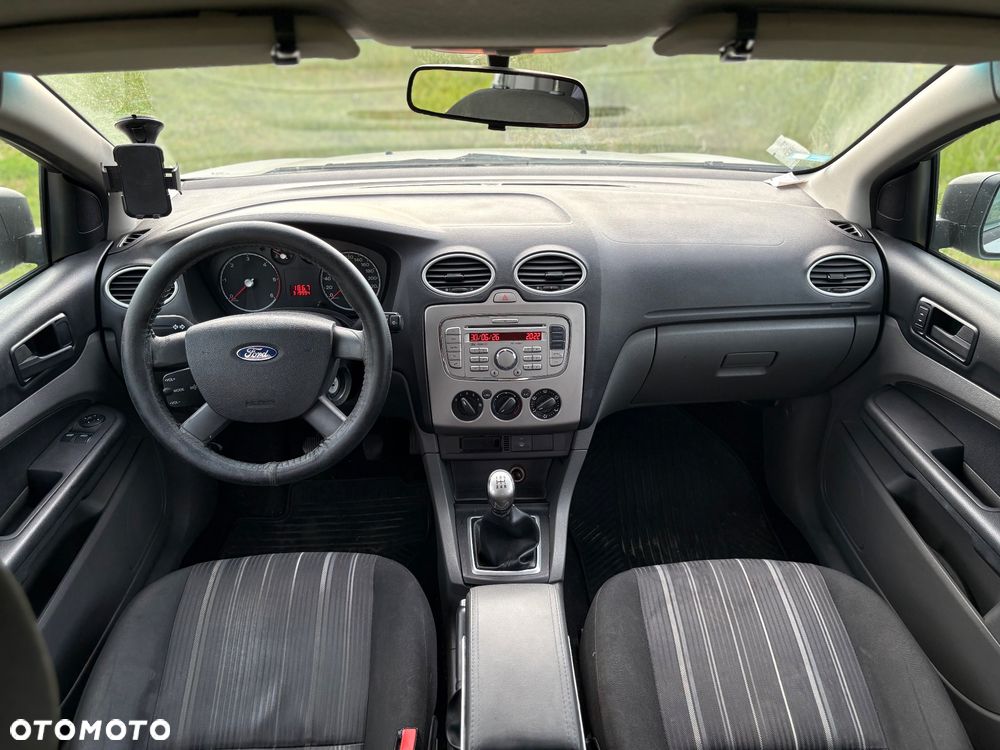 Ford Focus 1.6 TDCi Ambiente - 13
