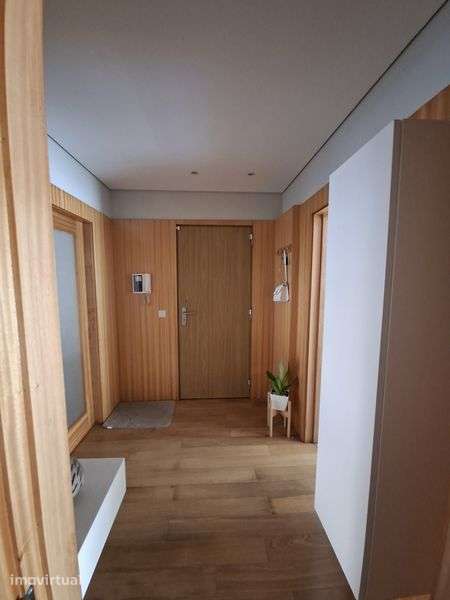 Apartamento T2 Azurara - Grande imagem: 3/8