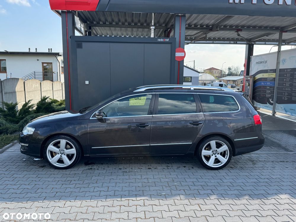 Volkswagen Passat 2.0 TDI DPF BlueMotion Technology Trendline - 4
