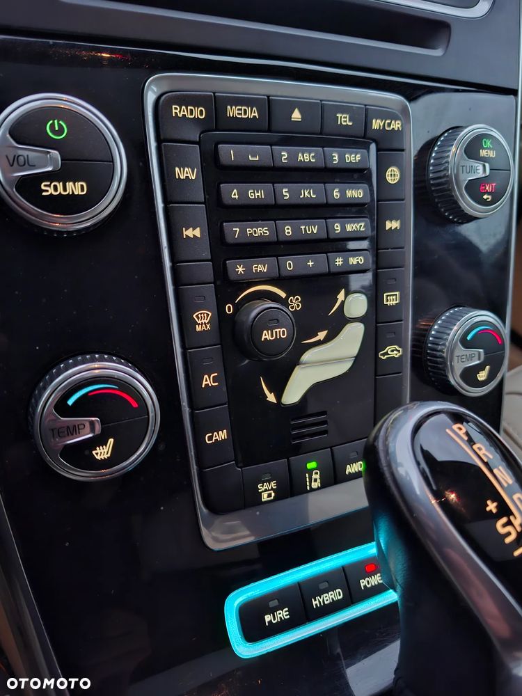 Volvo V60 D6 Twin Engine Geartronic Summum - 10