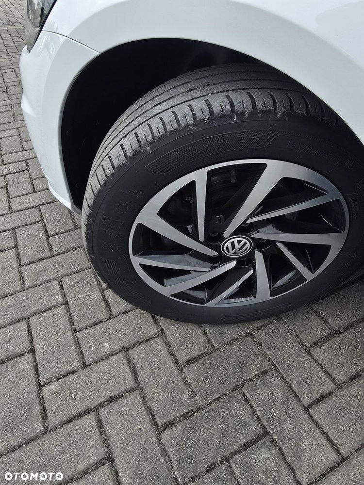 Volkswagen Golf - 33