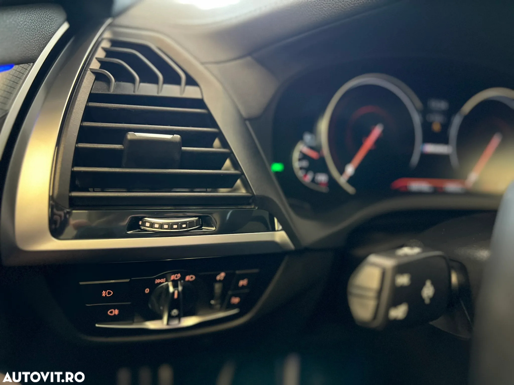 BMW X4 M M40d - 16