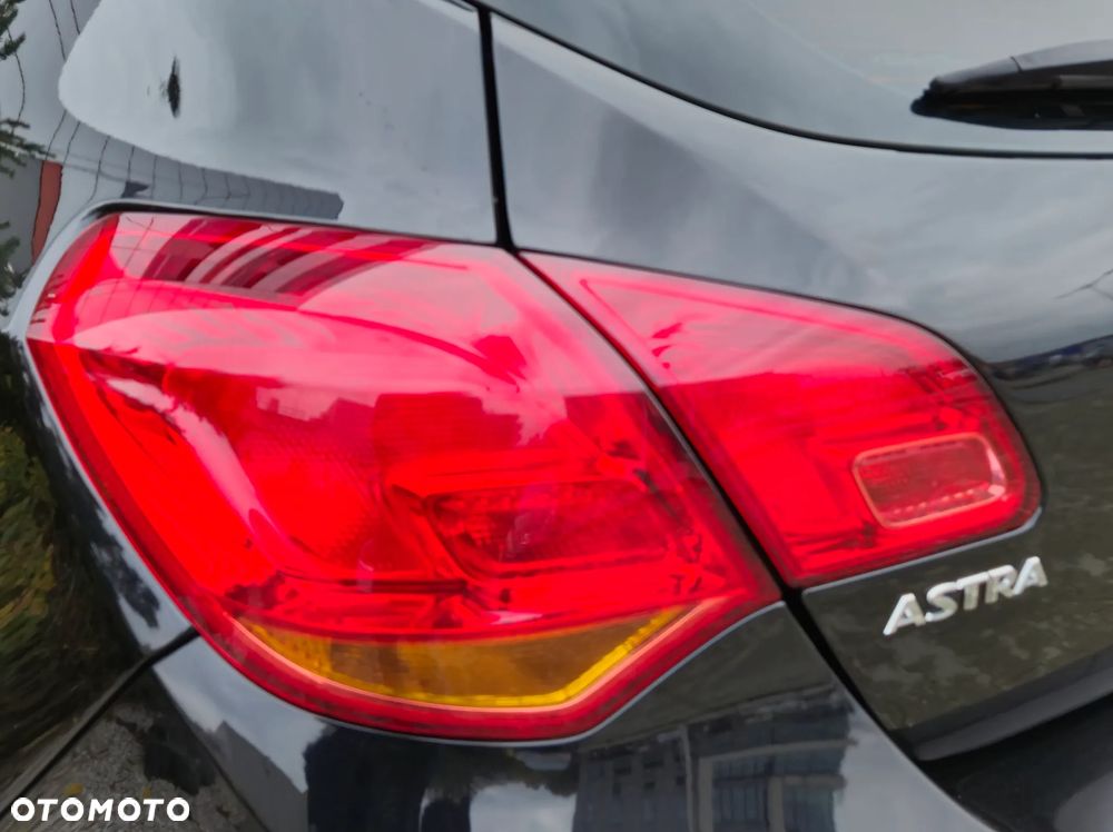 Opel Astra IV 1.4 Cosmo - 25