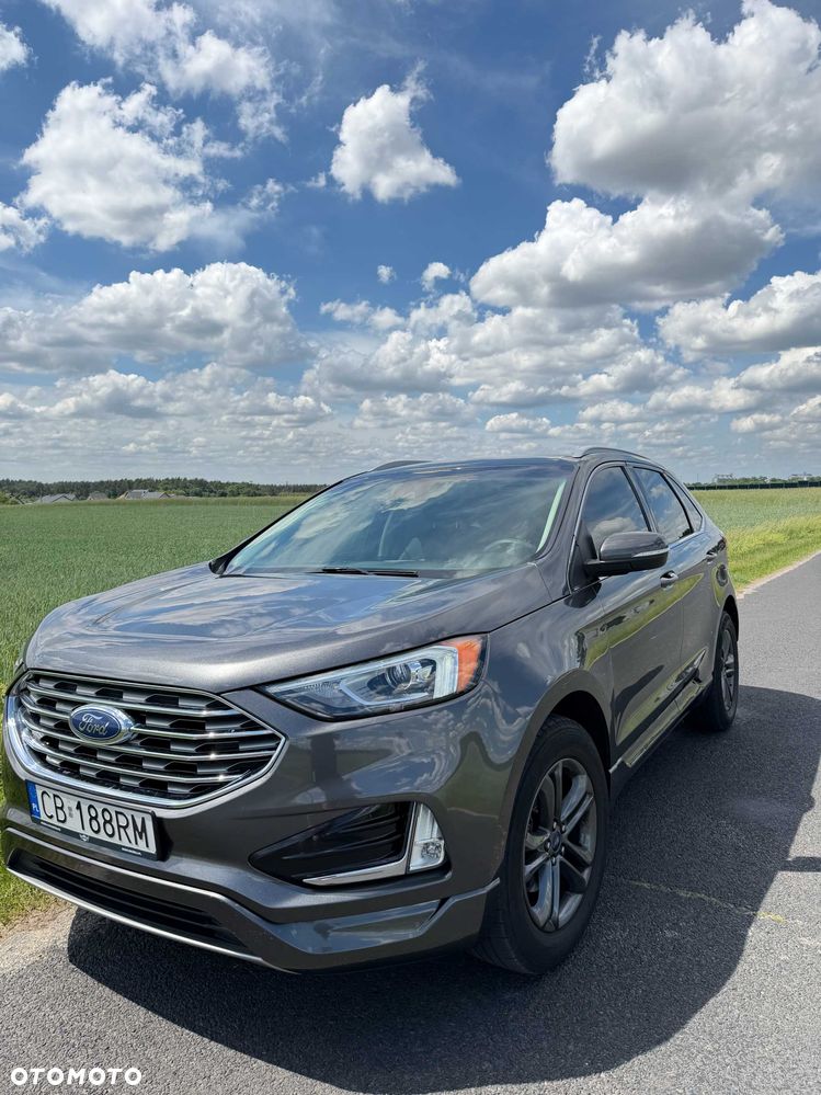 Ford Edge - 2