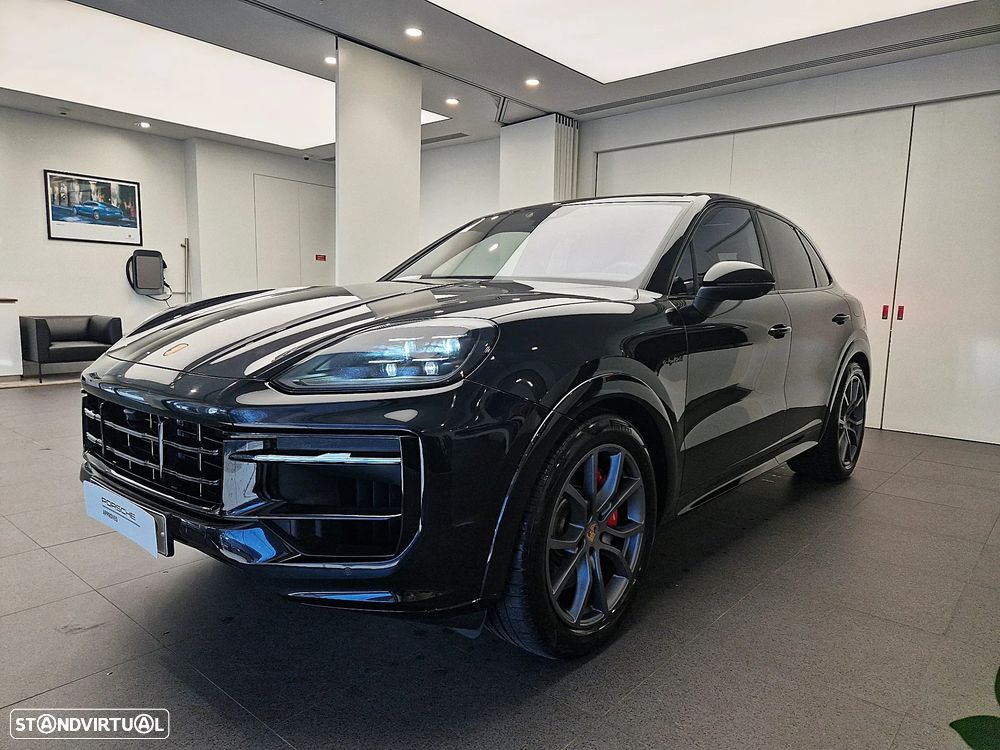 Porsche Cayenne S E-Hybrid - 1